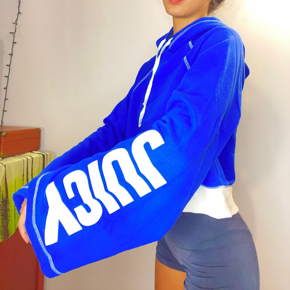 JUICY COUTURE CROPPED SWEATER